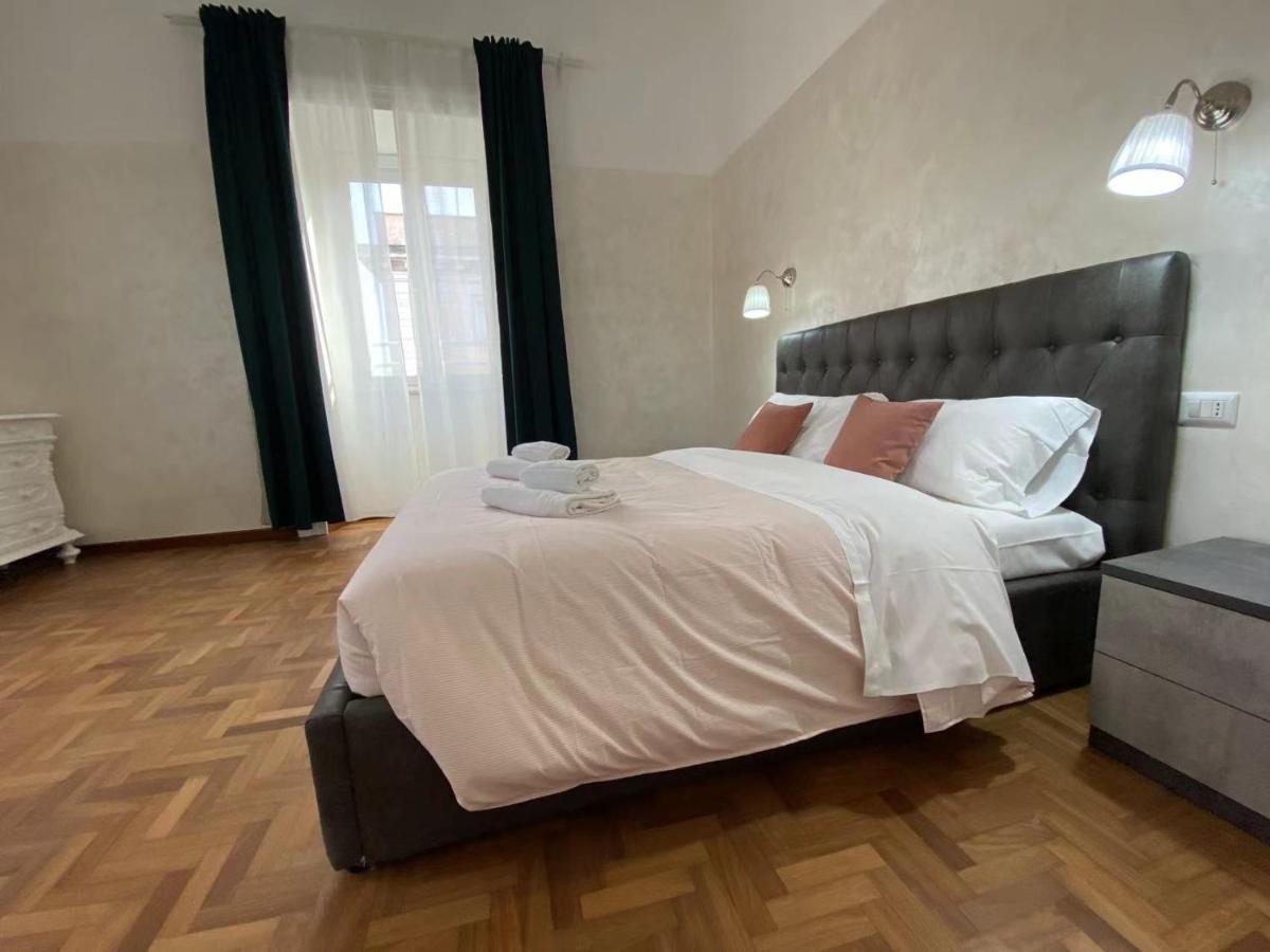 Cavour 44616 Appartement Rome Buitenkant foto